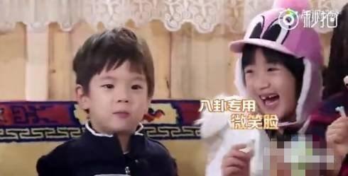 娱乐圈八卦吃瓜直播视频,直播吃瓜，带你领略明星幕后风云